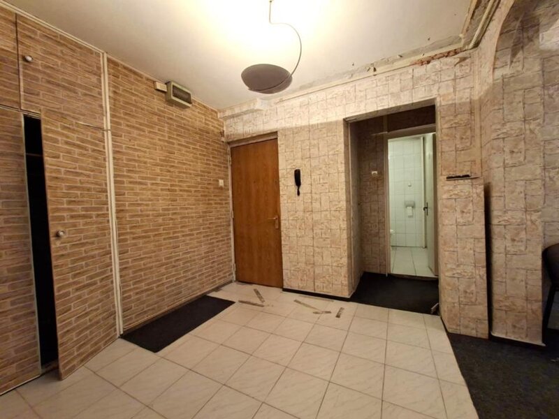 Bucur Obor, 4 camere bloc 1983, parter, nu trebuie sa platiti renovarile altora