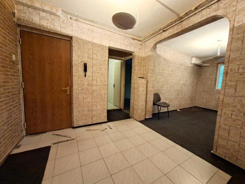 Bucur Obor, 4 camere bloc 1983, parter, nu trebuie sa platiti renovarile altora