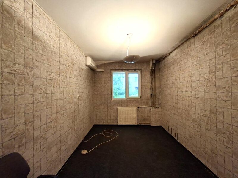 Bucur Obor, 4 camere bloc 1983, parter, nu trebuie sa platiti renovarile altora